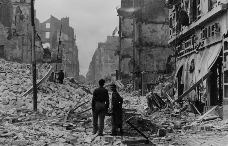 16 septembre 1943 : bombardement criminel des Alliés sur Nantes