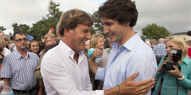 Les populations russophones du Donbass libérées par l’armée russe votent massivement en faveur de leur rattachement à la Russie : Le shabbat goy Trudeau parle de « sanctions »