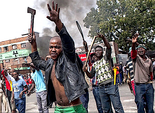 Un tribunal sud-africain juge que la chanson « Kill The Boer » n&rsquo;est pas un discours de haine ou une incitation raciale contre les Blancs