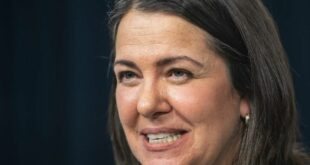 Canada : la nouvelle première ministre de l’état fédéré de l’Alberta déclare la guerre à Klaus Schwab, promet de décapiter son réseau et d’abolir la tyrannie sanitaire
