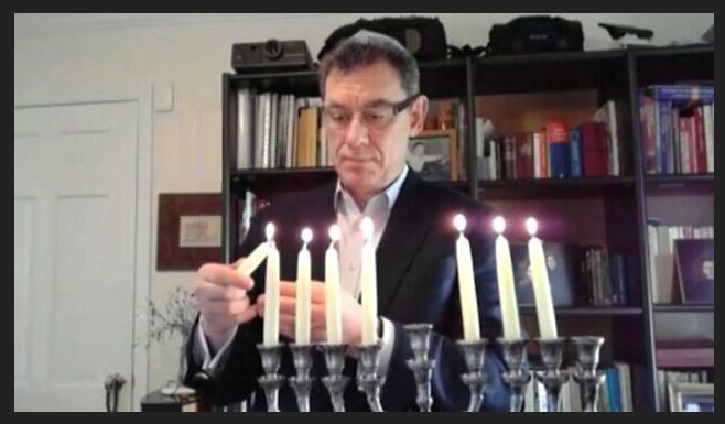 Auditionnés au parlement européen, les représentants de (((Pfizer))) avouent que leurs injections kosher n’ont jamais été testé pour savoir s’ils empêchaient quoi que ce soit en lien avec Cohen19 !
